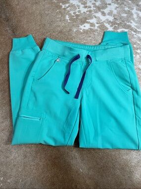 Figs Women's Jogger Scrub Pants Surgical Green/Navy Drawstring Small Petite